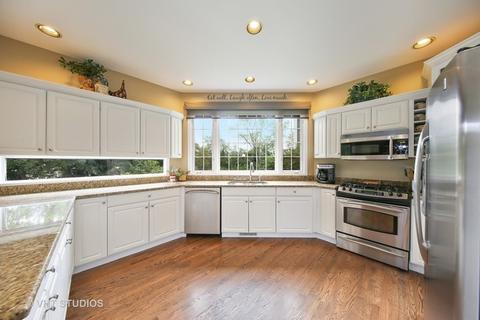 534 Amy Ln, Wheaton, IL 60187 photo 6
