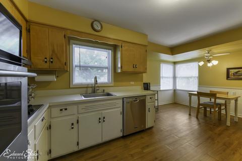 15 Jayne St, Algonquin, IL 60102 photo 3