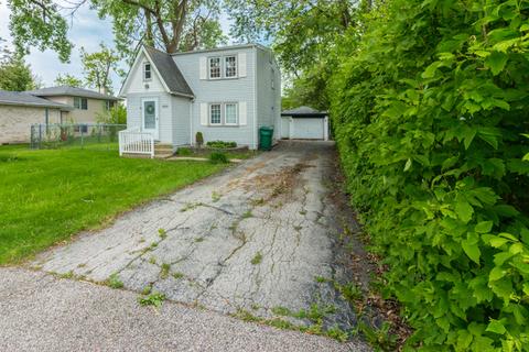 7812 Mcvicker Ave, Burbank, IL 60459 photo 3