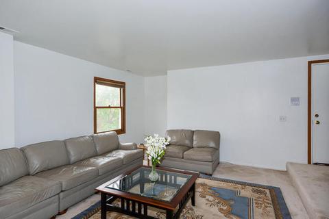 5600 Tinder Dr #5, Rolling Meadows, IL 60008 photo 4