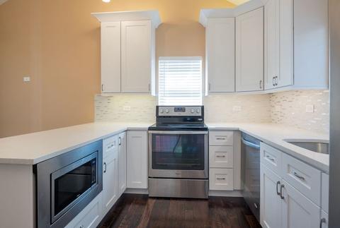 3124 Patton Dr, Des Plaines, IL 60018 photo 4