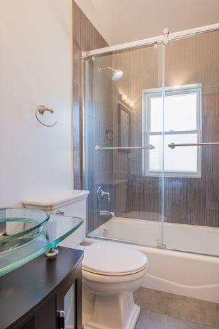 3124 Patton Dr, Des Plaines, IL 60018 photo 12