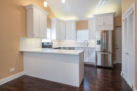 3124 Patton Dr, Des Plaines, IL 60018 photo 3