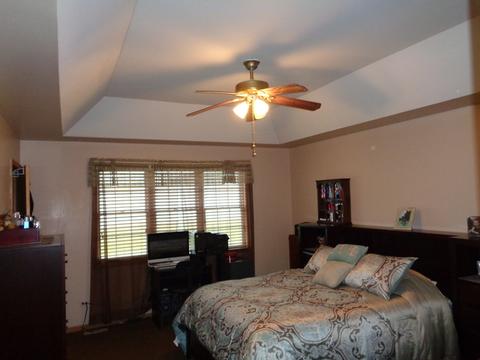 3202 Sandy Ridge Dr, Steger, IL 60475 photo 8