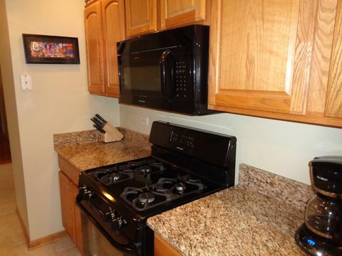 3202 Sandy Ridge Dr, Steger, IL 60475 photo 7