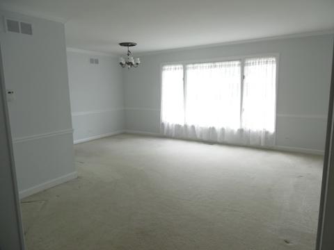 71 Marina Dr, Des Plaines, IL 60016 photo 2