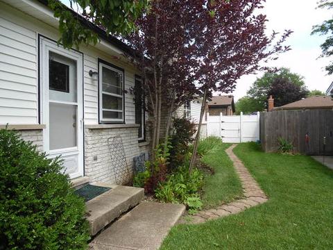 71 Marina Dr, Des Plaines, IL 60016 photo 33