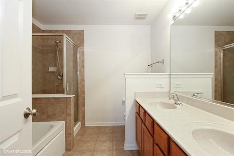 2354 Georgetown Cir, Aurora, IL 60503 photo 7
