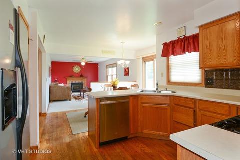 3093 Barnstable Ct, Aurora, IL 60504 photo 8