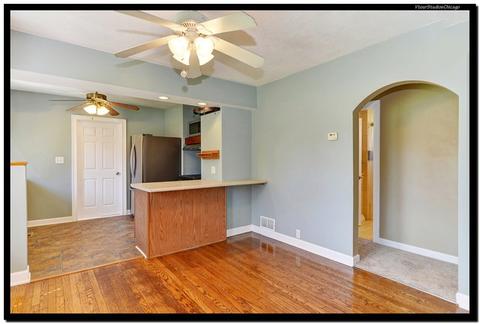 2217 Root St, Crest Hill, IL 60403 photo 6
