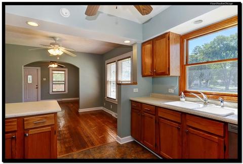 2217 Root St, Crest Hill, IL 60403 photo 11