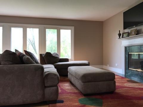 1015 Lancaster Ct, Hoffman Estates, IL 60169 photo 4