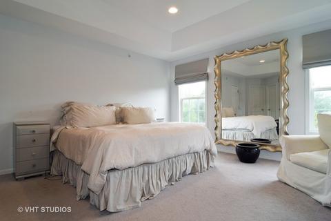 2000 Ivy Ridge Dr, Hoffman Estates, IL 60192 photo 7