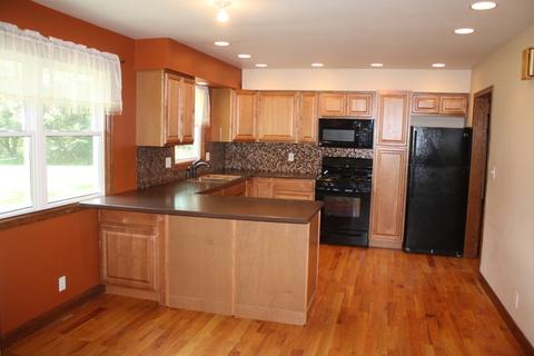 6112 Meyer Rd, Marengo, IL 60152 photo 13