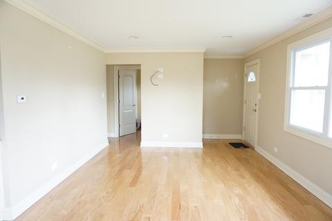 990 S 3rd Ave, Des Plaines, IL 60016 photo 3