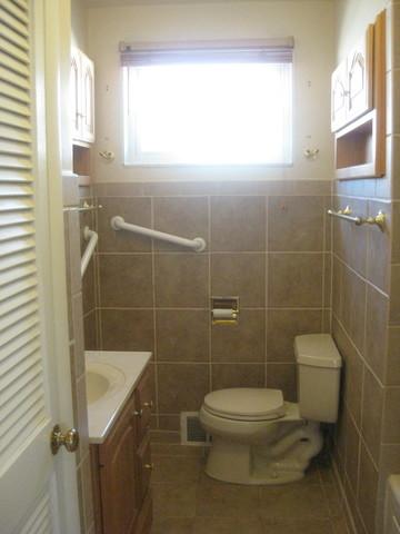 344 E 87th Pl, Chicago, IL 60619 photo 4