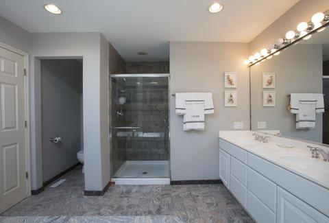 547 E Lincoln Ave, Des Plaines, IL 60018 photo 22