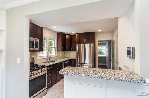 6818 S 78th Ave, Bridgeview, IL 60455 photo 6