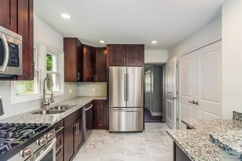 6818 S 78th Ave, Bridgeview, IL 60455 photo 7