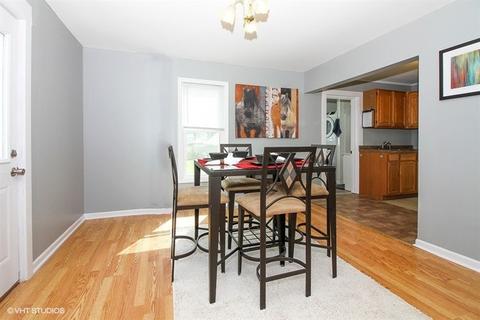 402 W Park St, Harvard, IL 60033 photo 5