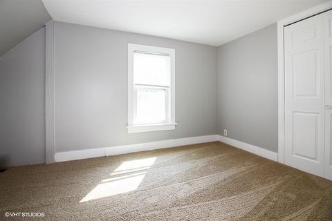 402 W Park St, Harvard, IL 60033 photo 9