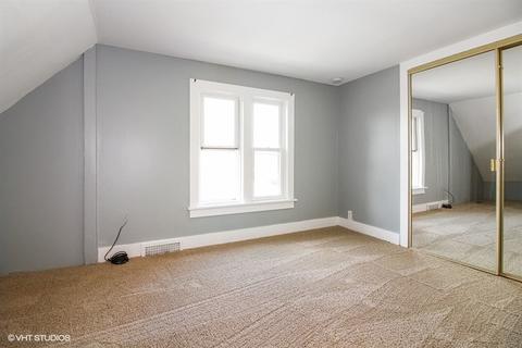 402 W Park St, Harvard, IL 60033 photo 7
