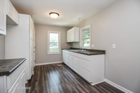 148 N 4000e Rd, Kankakee, IL 60901 photo 3
