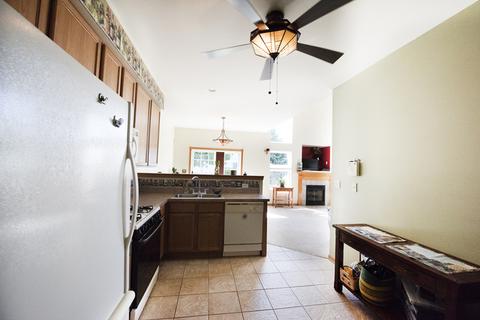 7024 Creekside Dr, Plainfield, IL 60586 photo 8