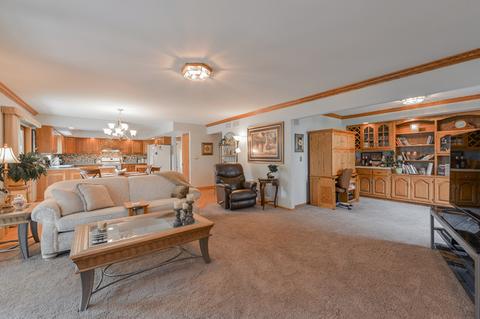39 Robert Rd, Oswego, IL 60543 photo 15