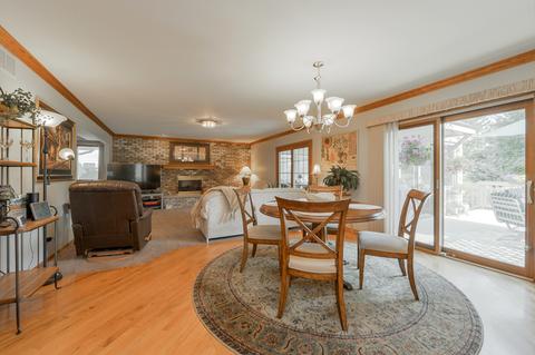 39 Robert Rd, Oswego, IL 60543 photo 12