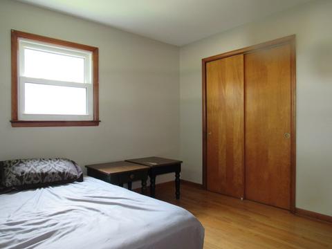 206 Robert Dr, Elgin, IL 60123 photo 10