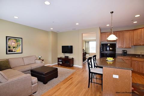 394 S Prospect Ave, Bartlett, IL 60103 photo 4