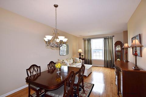 394 S Prospect Ave, Bartlett, IL 60103 photo 3