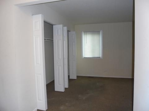 14 Oakview Rd, Matteson, IL 60443 photo 9