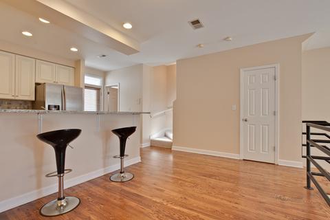 918 E 48th St, Chicago, IL 60615 photo 5