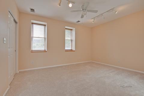 918 E 48th St, Chicago, IL 60615 photo 13
