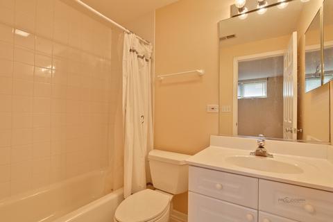 918 E 48th St, Chicago, IL 60615 photo 20