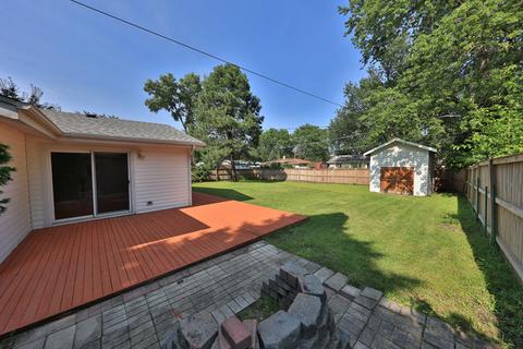 565 Olive St, Hoffman Estates, IL 60169 photo 25