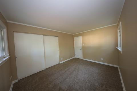 565 Olive St, Hoffman Estates, IL 60169 photo 16