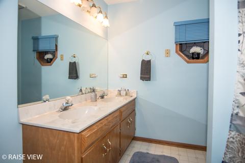 417 Wheatfield Rd, Matteson, IL 60443 photo 8