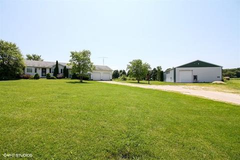 21203 Dunham Rd, Harvard, IL 60033 photo 1