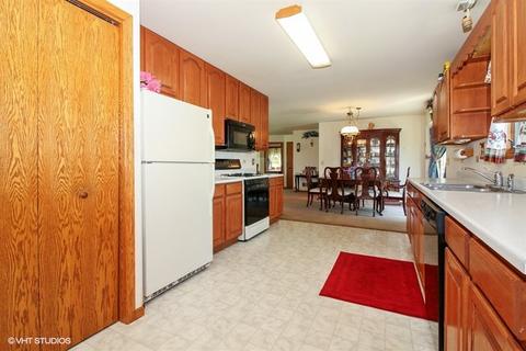 21203 Dunham Rd, Harvard, IL 60033 photo 4