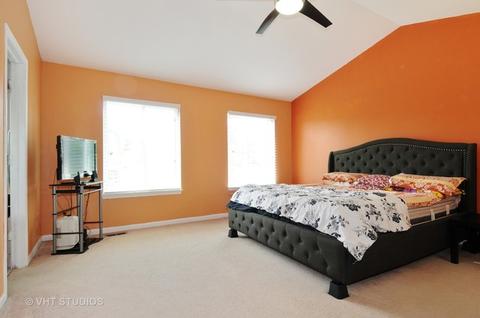 3271 Stratton Ln, Aurora, IL 60502 photo 8