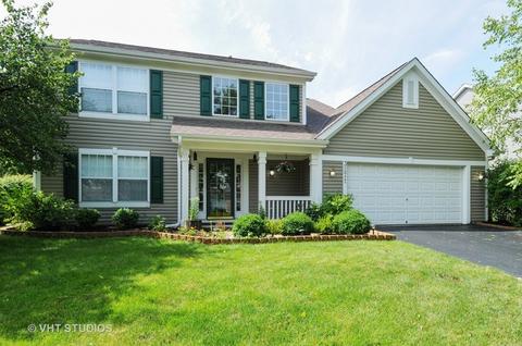 3271 Stratton Ln, Aurora, IL 60502 photo 1