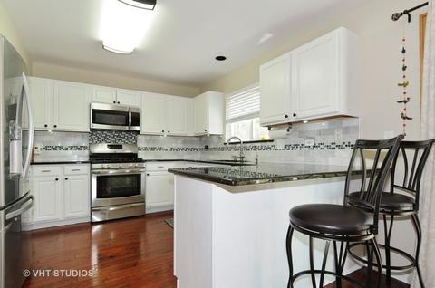 3271 Stratton Ln, Aurora, IL 60502 photo 4