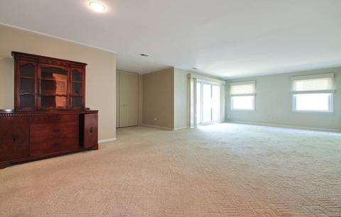 2425 Central St #2C, Evanston, IL 60201 photo 2
