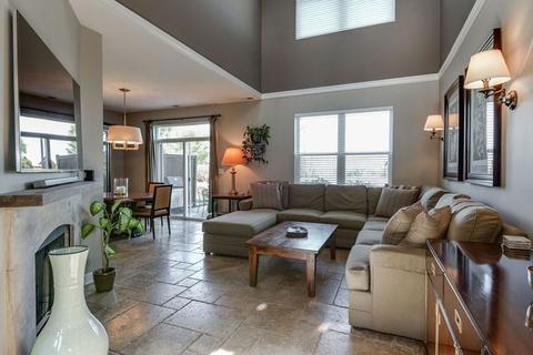 455 Dancer Ln, Oswego, IL 60543 photo 2