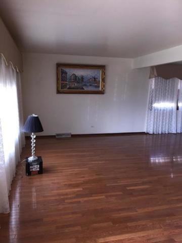 8543 S 77th Ct, Bridgeview, IL 60455 photo 3