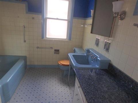 10900 S Wallace St, Chicago, IL 60628 photo 5