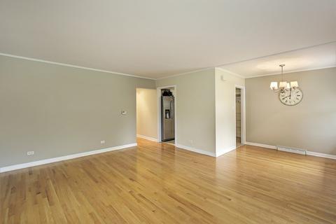 604 Marshall Rd, Northbrook, IL 60062 photo 2